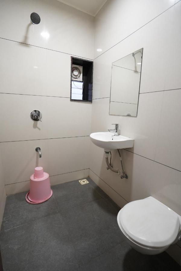 Hotel Ravi Residency Nadiād Dış mekan fotoğraf
